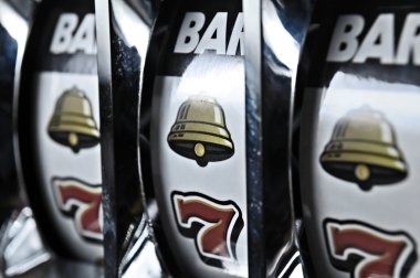 e200m slot featured game showcase